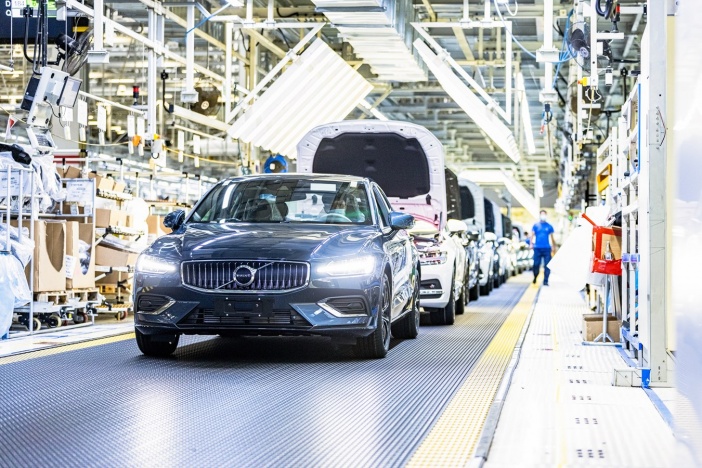 Автозавод Volvo Cars в Дацине работает на электричестве, полностью не влияющем на климат Автозавод Volvo Cars в Дацине работает на электричестве, полностью не влияющем на климат